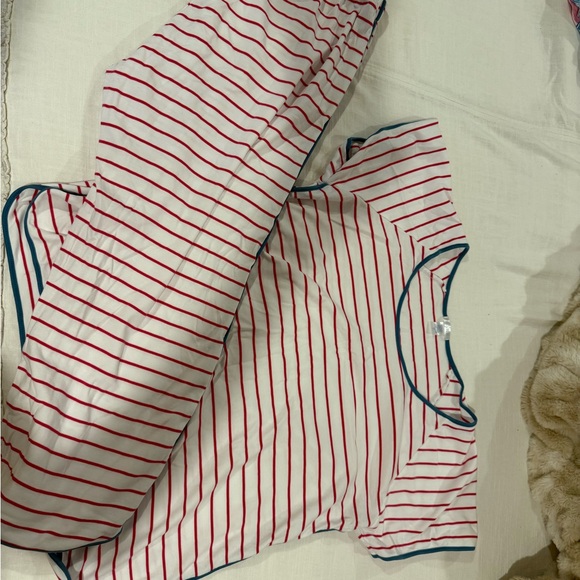 Lake fuchsia and White Striped Pajama set - Picture 2 of 3